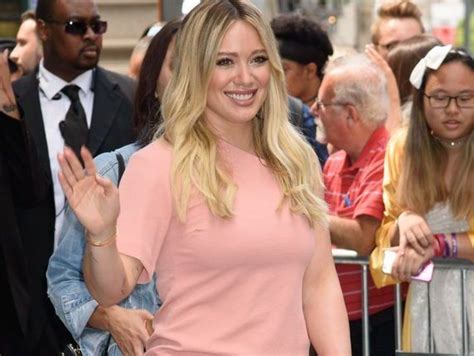 Hilary Duff Shows Off New Eyewear Line Wearing Fake Baby Bump Canoecom