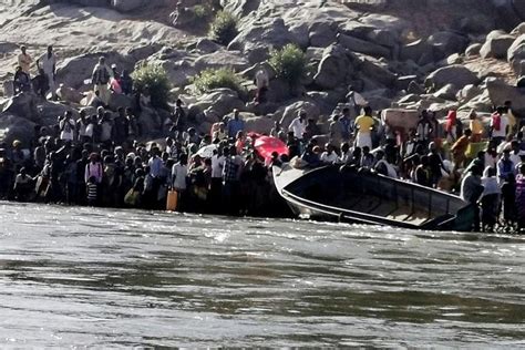 Fleeing Tigray War Ethiopians Cross River Into Sudan The Straits Times