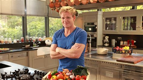 gordon ramsay s home cooking watch episodes on hulu or streaming online reelgood