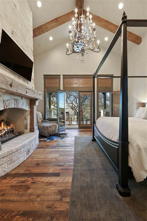 Inspirational interior design ideas for living room design, bedroom design, kitchen design and the entire home. Interior Design Ideas: Texas Farmhouse-style Interiors ...
