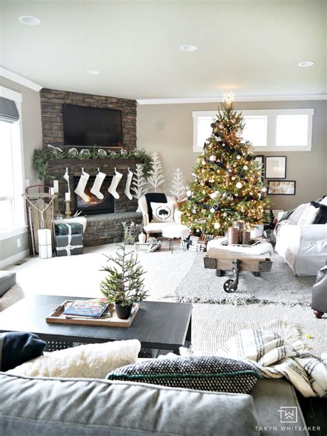 Floor & decor offers all the products needed to renovate a bathroom. Green Black and White Christmas Home Tour - Taryn Whiteaker