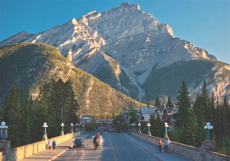 Visit Banff And Calgary On A Budget Tourism Calgary