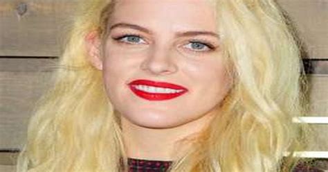 Elvis Granddaughter Riley Keough Engaged To Stuntman Daily Star