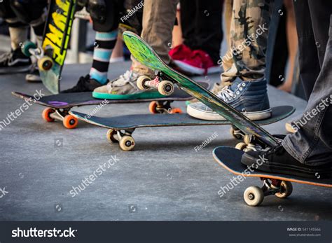252762 Skateboard Images Stock Photos And Vectors Shutterstock