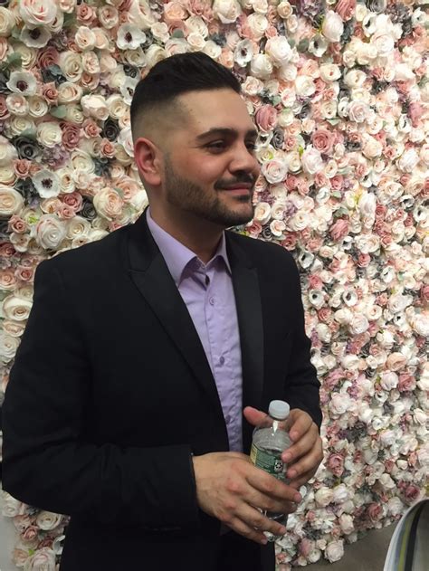 Michael costello was born on january 20, 1983, in sherman oaks, los angeles. NYFW Michael Costello - Savvy Sassy Moms
