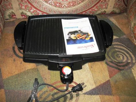 Sunbeam Electric Bbq Model 4753 Indoor Grill With Recipes Book 1 Months Old Central Ottawa