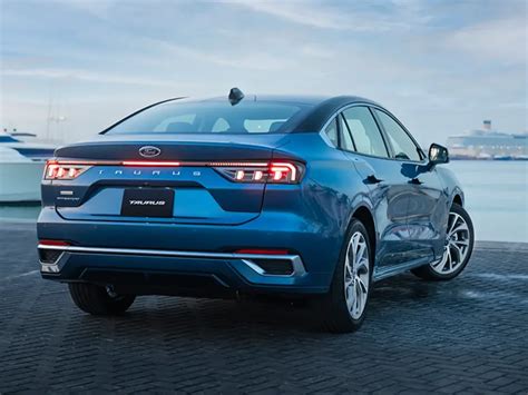 New Ford Taurus Photos Prices And Specs In Saudi Arabia