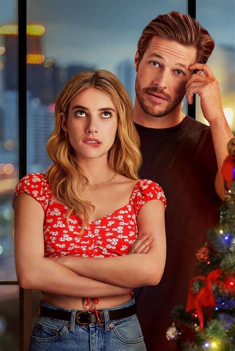 These 35 Romantic Christmas Movies Will Give You All The Warm And