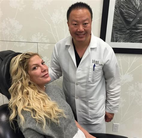 Tori Spelling Instagrams Plastic Surgery Visit Likely Regrets It The Hollywood Gossip