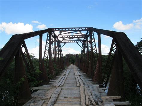A Ferrovia Em Questao é De Extrema Importancia
