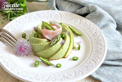 Asparagi antipasti dai migliori blog di ricette di cucina italiani. Flan ai gambi di asparagi | Ricette della Nonna