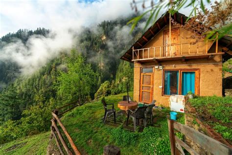 24 Beautiful Homestays In Himachal Pradesh To Book This Winter Condé Nast Traveller India