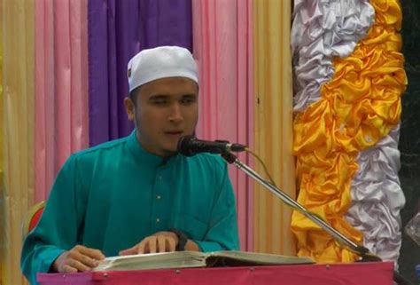 8 мин и 16 сек. DIALOG RAKYAT: Tilawah Al-Quran: OKU penglihatan mahu ...