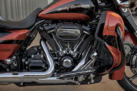 Screaming eagle trim ring for 103 air cleanrr. HARLEY DAVIDSON CVO STREET GLIDE specs - 2017, 2018, 2019 ...