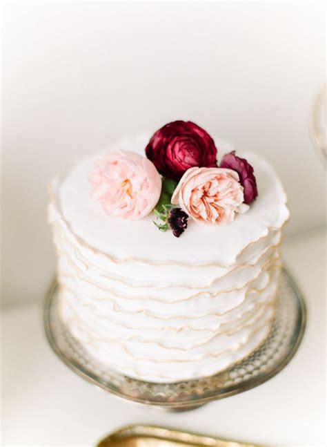 Simple One Tier Cake With Flowers Wedding Cake With