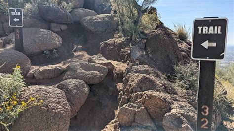 Camelback Mountain Cholla Trail Vs Echo Canyon Trail — Class C Broads