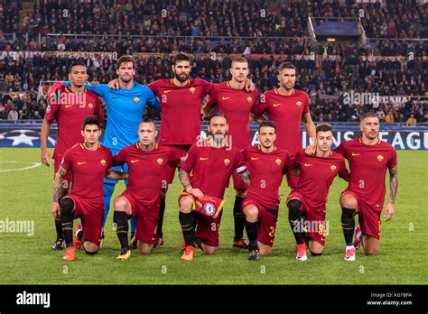 Rome Italy 31st Oct 2017 Asas Roma Team Group Line Up Football