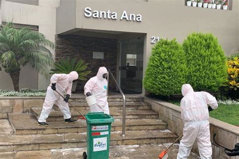 Miraflores: desinfectan alrededores del edificio donde murió paciente