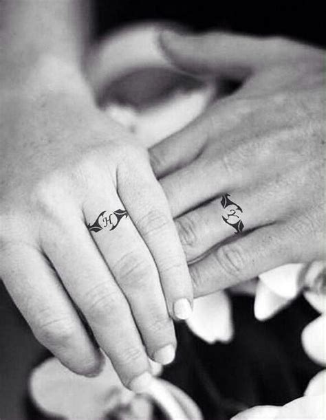 31 best matching couples tattoos designs. Soulmate Ring Finger Tattoos For Couples - Best Tattoo Ideas