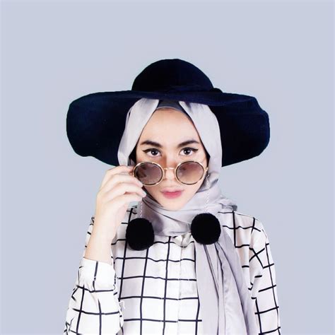4 Jenis Aksesoris Hijab Yang Wajib Anda Coba Untuk Menambah Kesan Stylish Penampilan Anda
