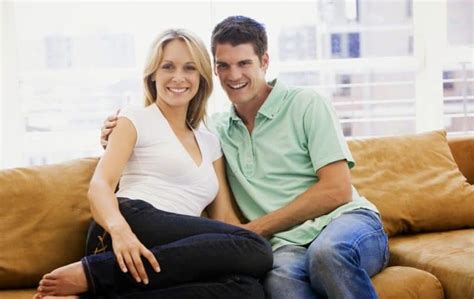 5 Pros And 5 Cons Of Dating Younger Men Online Hookup Sites