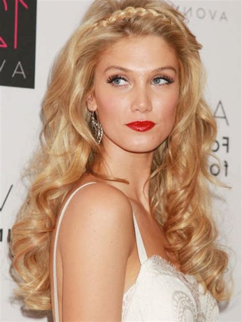 Long Prom Wavy Blonde Hair Wig For Women