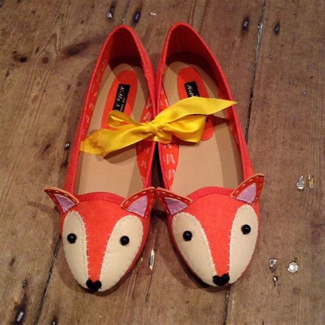 Foxy Feet For Foxy Ladies Handstitched Cream Leather Face Black