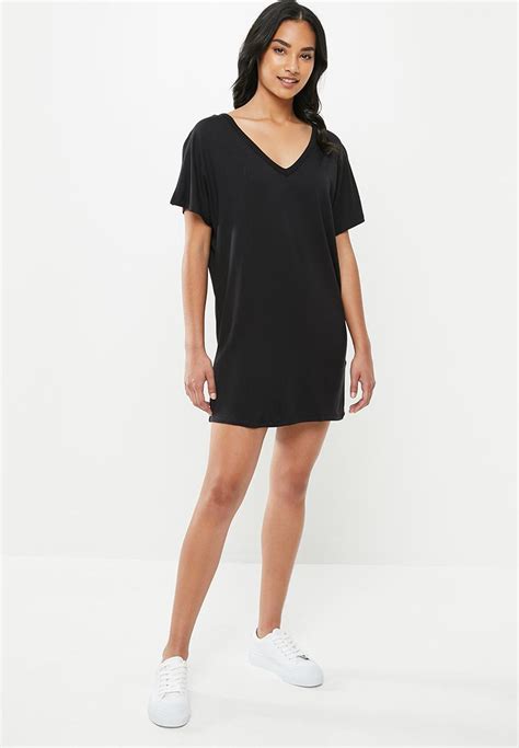 Petite Wide V Neck Tshirt Dress Black Missguided Dresses