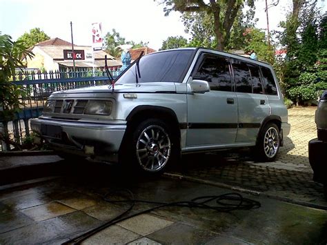 Dirt carvlog review suzuki escudo 1996 ekspedisi offroad episode 73: Galeri Foto Hasil Modifikasi Mobil Suzuki Escudo Terbaru ...