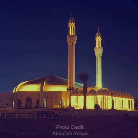 Jeddah Daily Photo Jeddahs Al Anani Mosque At Dusk