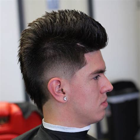 The most popular men's haircuts for 2021 that work for all hair types. 24+ Men Fohawk Haircut Ideas, Designs | Hairstyles ...