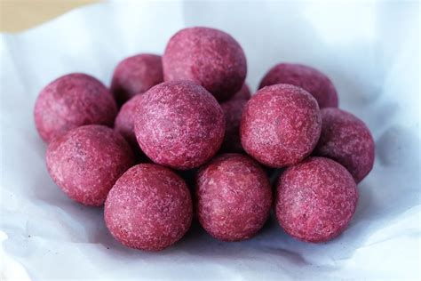 Resep getuk jawa ubi kayu / singkong 1 kg gula merah 225 gram garam 1/2 sdt kelapa parut semangkuk kecil. Resep Bola Ubi Ungu Kopong, Pakai Takaran Sendok