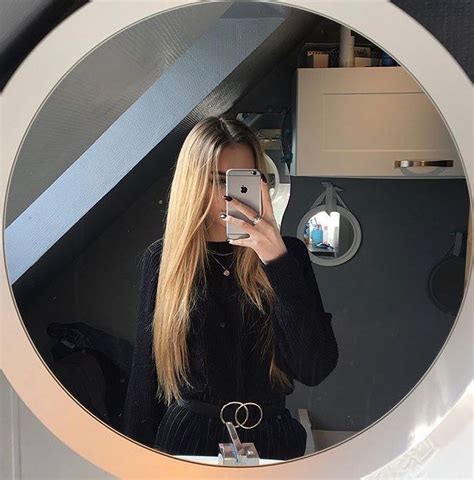 Nikephysco On Instagram “have A Good Week Yall 💜” Blonde Girl