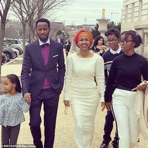 That is not her family. Ilhan Omar SPLITS with her husband - the father of her ...