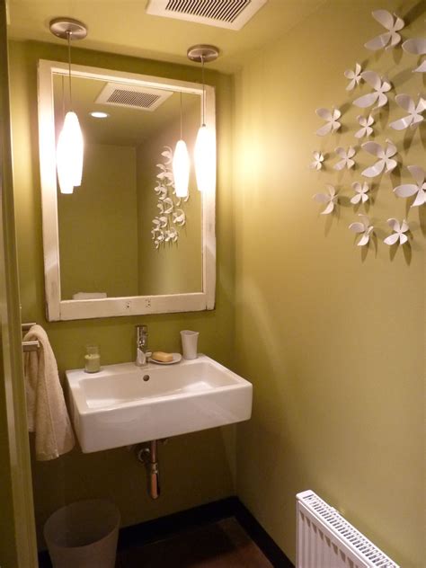 Interior Powder Room With Pedestal Sink Decorating Ideas ...