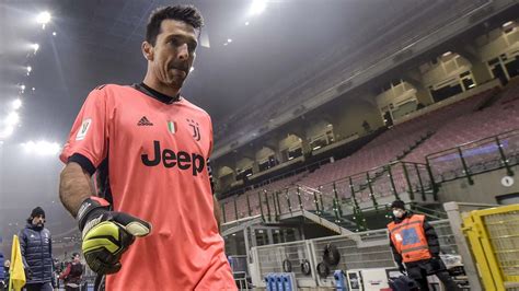 Maybe you would like to learn more about one of these? Coppa Italia, Inter-Juventus, Buffon, bestemmia dopo gol ...