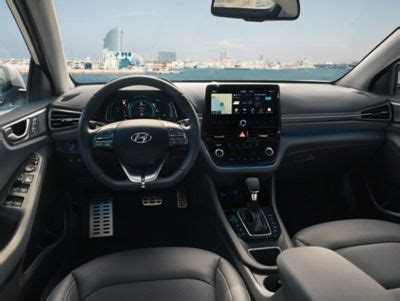 New hyundai ioniq 5 2021 video interior and description.hyundai motor company today released a new image, revealing the spacious and versatile interior of. Hyundai IONIQ Plug-in Hybrid - zelden nog tanken | Hyundai