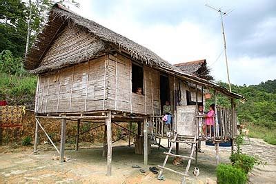 Dari segi kekeluargaan saya melihat mereka seperti sangat menyayangi antara satu sama lain. The Digital Media: Orang asli- Research