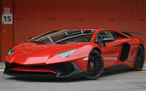 2016 Lamborghini Aventador Sv Lp750 4 Is It Legal To Have This Much Fun Ruflyf