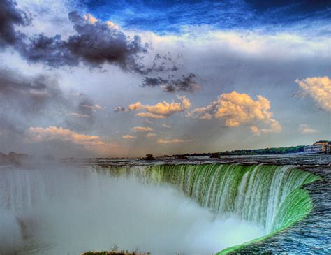 Observation deck on skylon tower. Niagara Falls, Canada & NY- Travel Squire