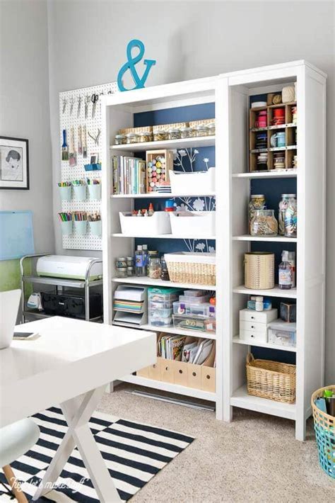 And the desk her husband built for her is truly amazing. 17 Amazing DIY Craft Room Ideas | Kaleidoscope Living