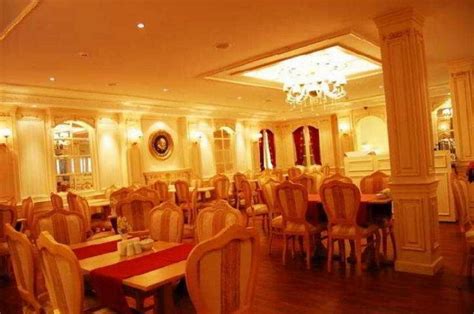 From beautiful greek and roman ruins to byzantine masterpieces, turkey holidays are perfect for history enthusiasts. Albatros Hotel Hotel, Istanbul, Turkey - overview