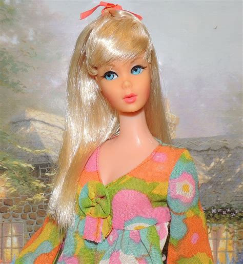 1967 Vintage Mod Tnt Platinum Blonde Barbie Doll In Flower Wower Mini Dress Vintage Barbie