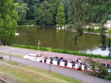 Maybe you would like to learn more about one of these? Spaziergang durch den Deutsch-Französischen Garten in ...