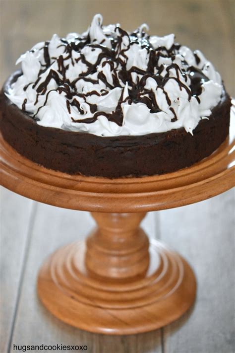 Flourless Chocolate Cake With Marshmallow Frosting