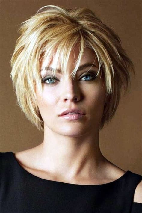 Lovely short hairstyles for women over 50 with thick hair. 46 Modern Short Haircuts For Office Women To Try In 2018 ...