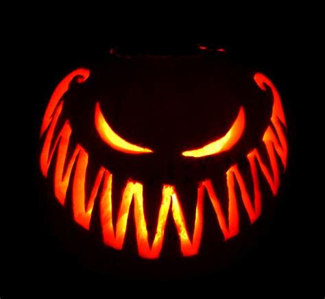 Terrifyingly Scary Halloween Pumpkins