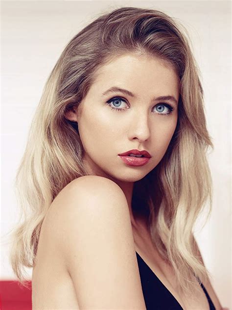 Kassandra clementi's source of wealth comes from being a tv actress. Poze Kassandra Clementi - Actor - Poza 15 din 33 ...