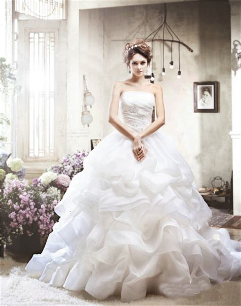 Perfect Korean Wedding Dresses Hairstyles And Fashion