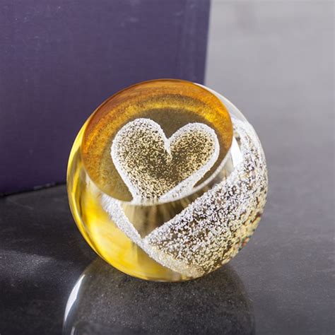 Special Moments Gold Heart Paperweight By Caithness Glass The T Experience